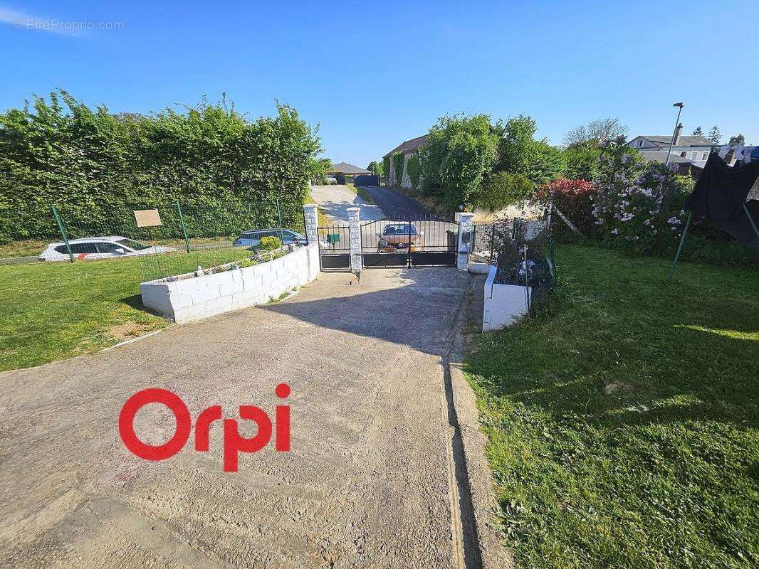 Maison à THIBERVILLE