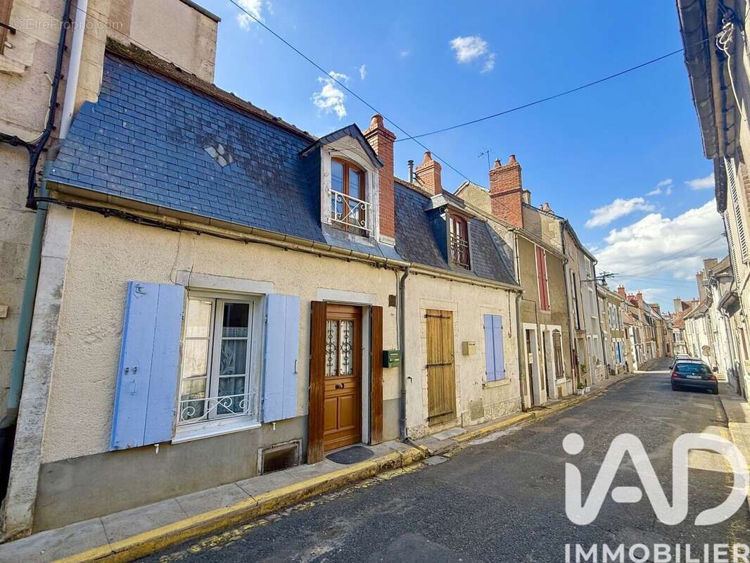 Photo 3 - Maison à LA CHARITE-SUR-LOIRE