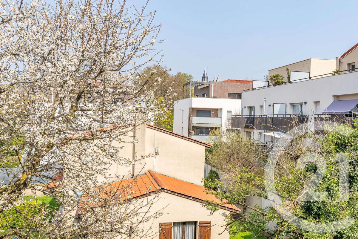 Appartement à SAINT-PRIEST