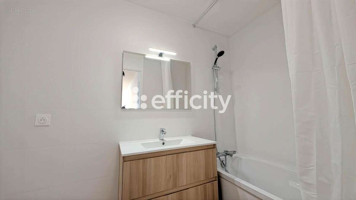 Appartement à LOGNES