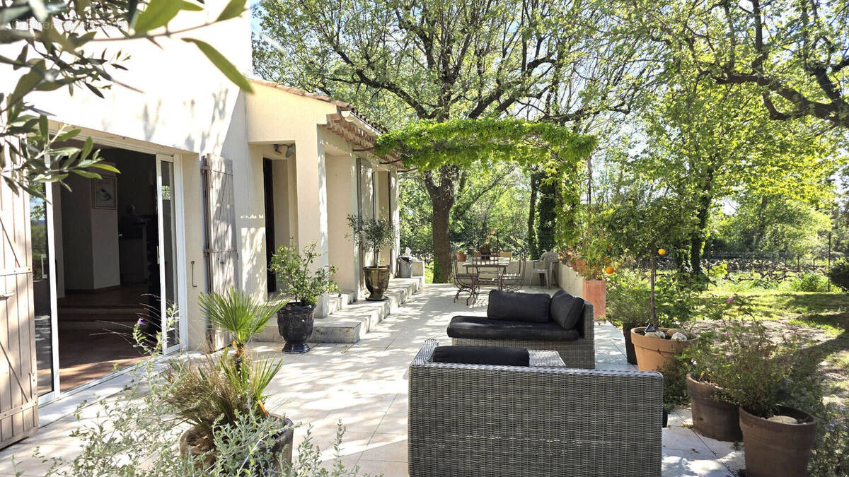 Maison à ROCHEFORT-DU-GARD