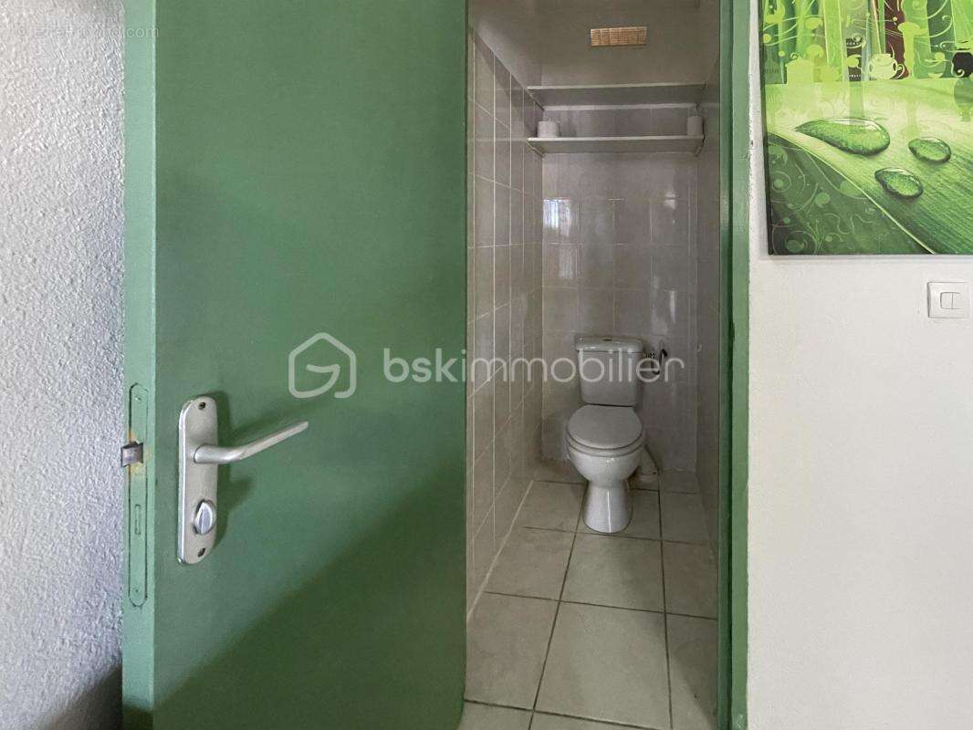 97310 - kourou – investissement locatif – 3 logements meublés – potentiel 40 920 €/an – rentabilité brute potentielle 11,2 % – a - photo 15