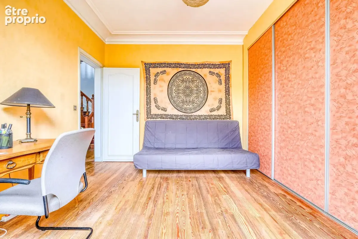 Maison 130 m² à Villemomble  - photo 8