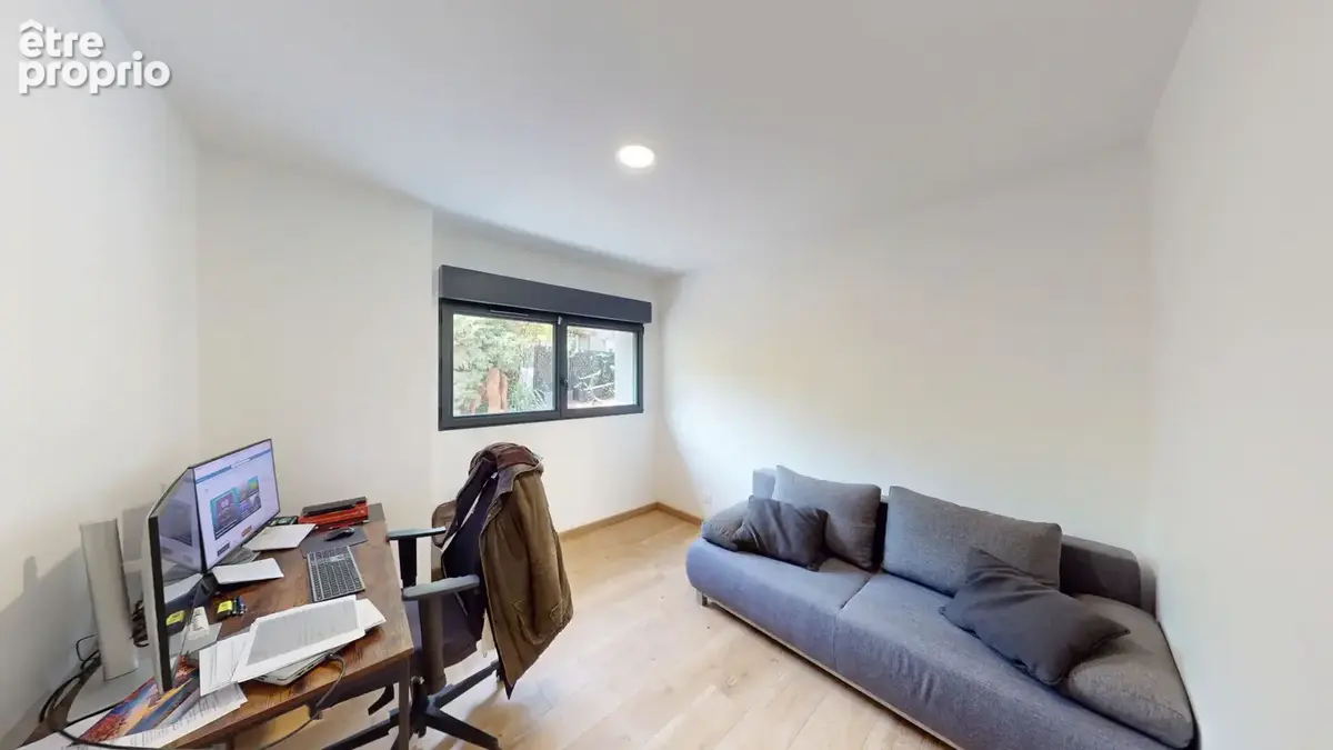 Villa contemporaine de 125 m² avec piscine / Jarrie - photo 7