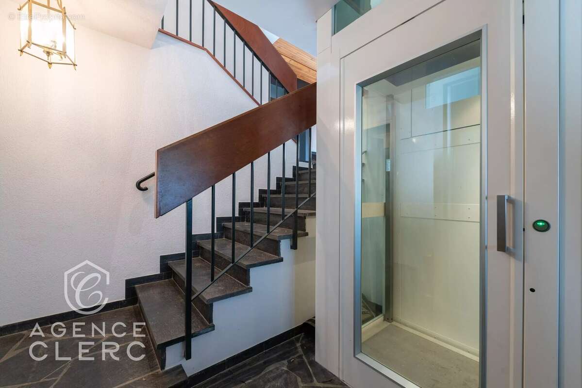 Maison à VEYRIER-DU-LAC