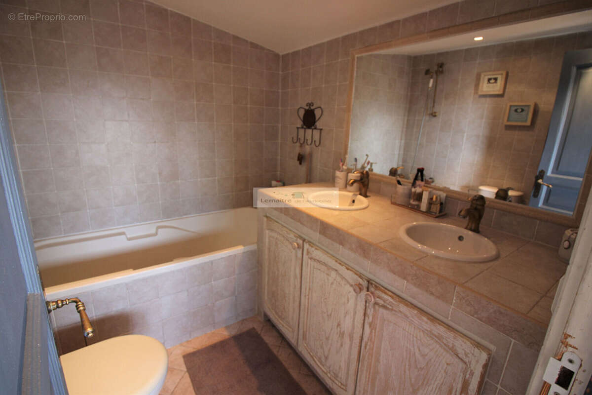 Maison de village de 106 m² avec jardin et piscine à Peymeinade - photo 17