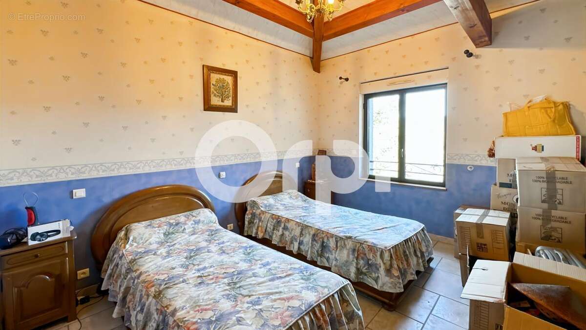 Maison à RUOMS