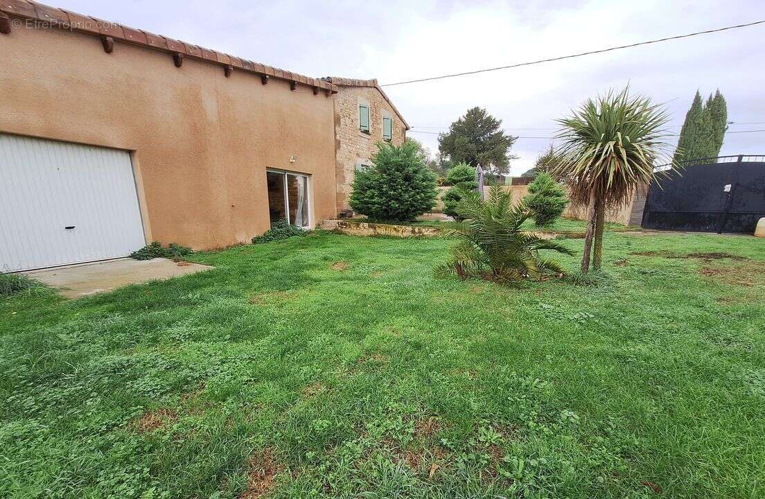 Maison à CHATEAUNEUF-SUR-ISERE