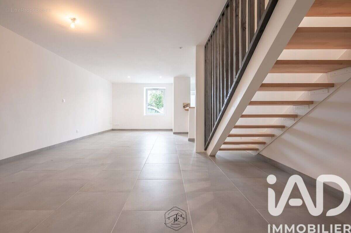 Maison 114 m² à Metzeresche  - photo 4