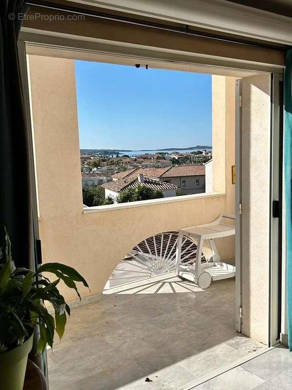 Appartement à SANARY-SUR-MER