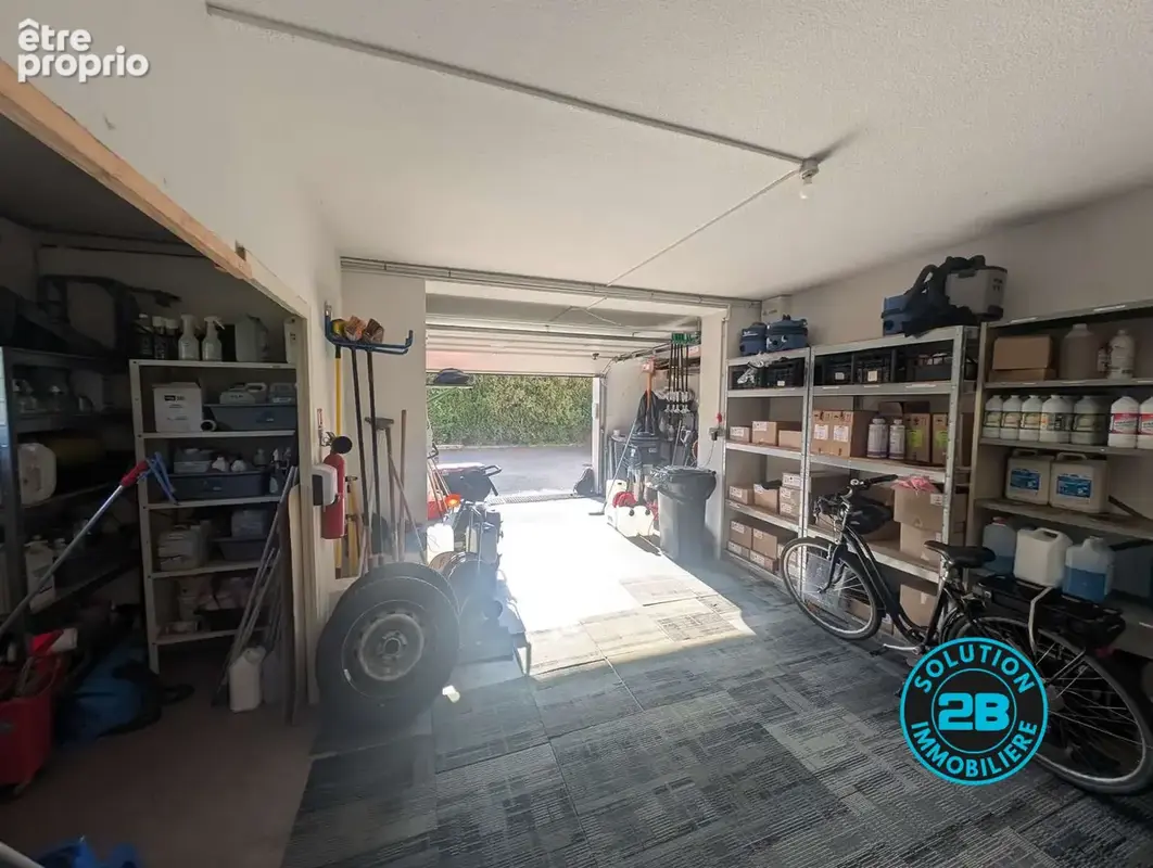 Commerce 73 m² à vendre à Saint-Alban-Leysse (73230) - photo 2