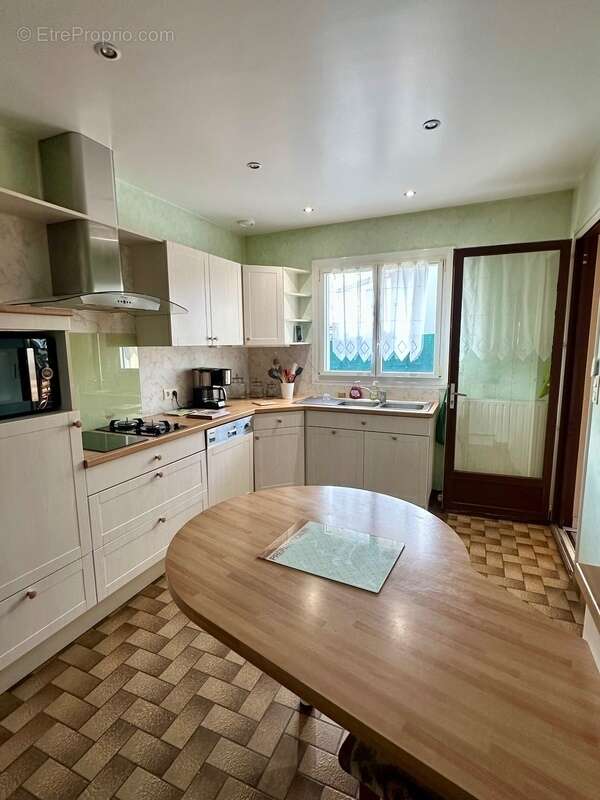 Maison à SAINT-MALO-DU-BOIS