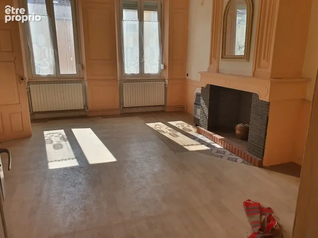 Dpt Vosges (88), à vendre RAMBERVILLERS immeuble T15 de 280 m2 à rénover en 5 ou 6 appartements avec cour - photo 44