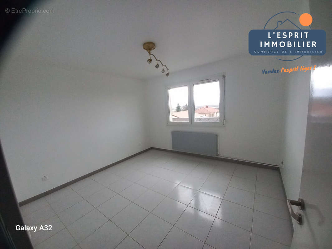 Appartement à CREHANGE