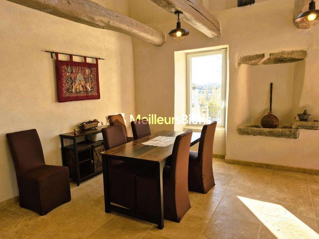 Propriété en pierre 427 m² à Saint-Just-d'Ardèche avec 2 gîtes 5* - photo 23
