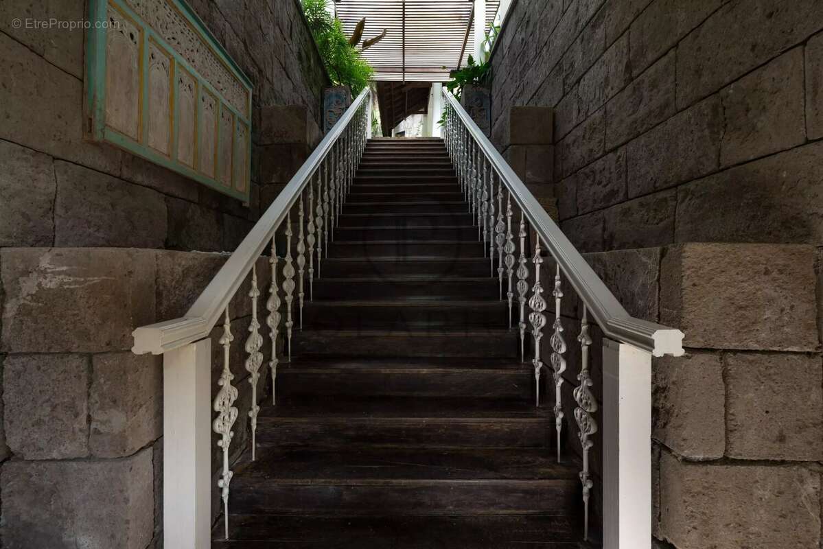 Domaine Colonial de Luxe Intemporel  Rare Résidence Familiale en Pleine Propriété près de Canggu, Bali - photo 28
