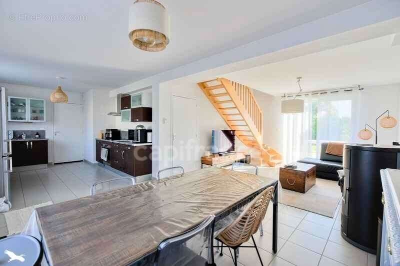 Maison à LE RELECQ-KERHUON