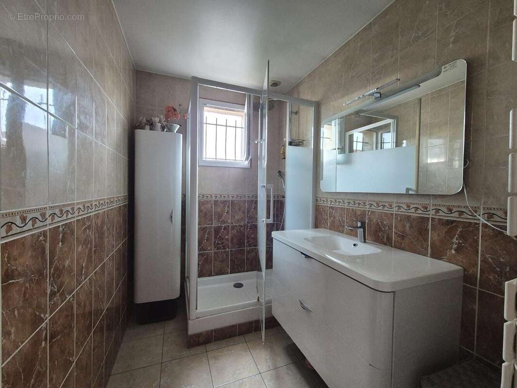 Maison à NOISY-LE-GRAND