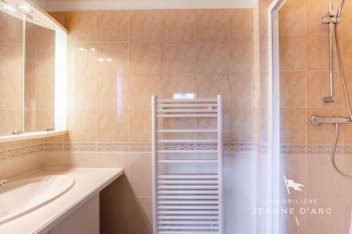 Appartement à LE CHESNAY