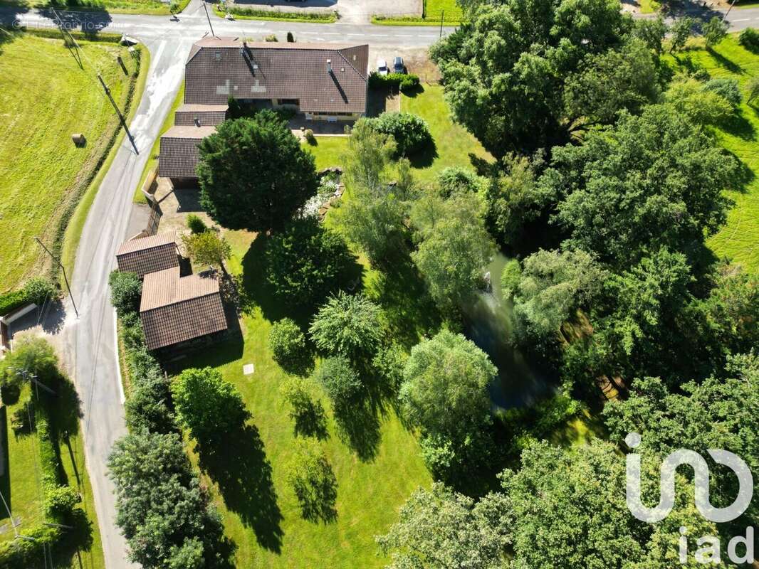 Photo 2 - Maison à SAINT-DIDIER-D'AUSSIAT