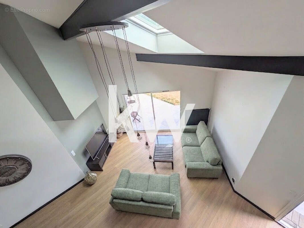 Maison 113 m² à Saint-Etienne  - photo 4