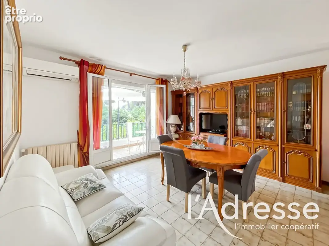Maison La Ciotat - 7 pièces - 156 m2 - photo 9