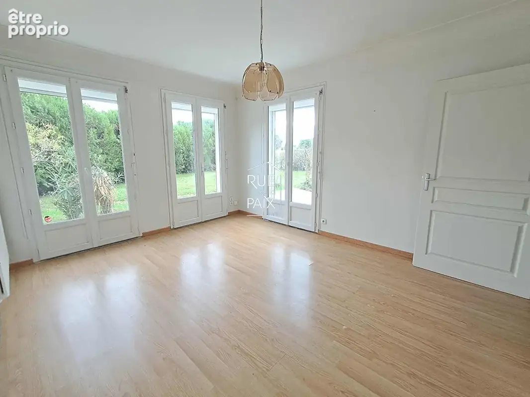 Maison de plain pied avec accès à la rivière - photo 9