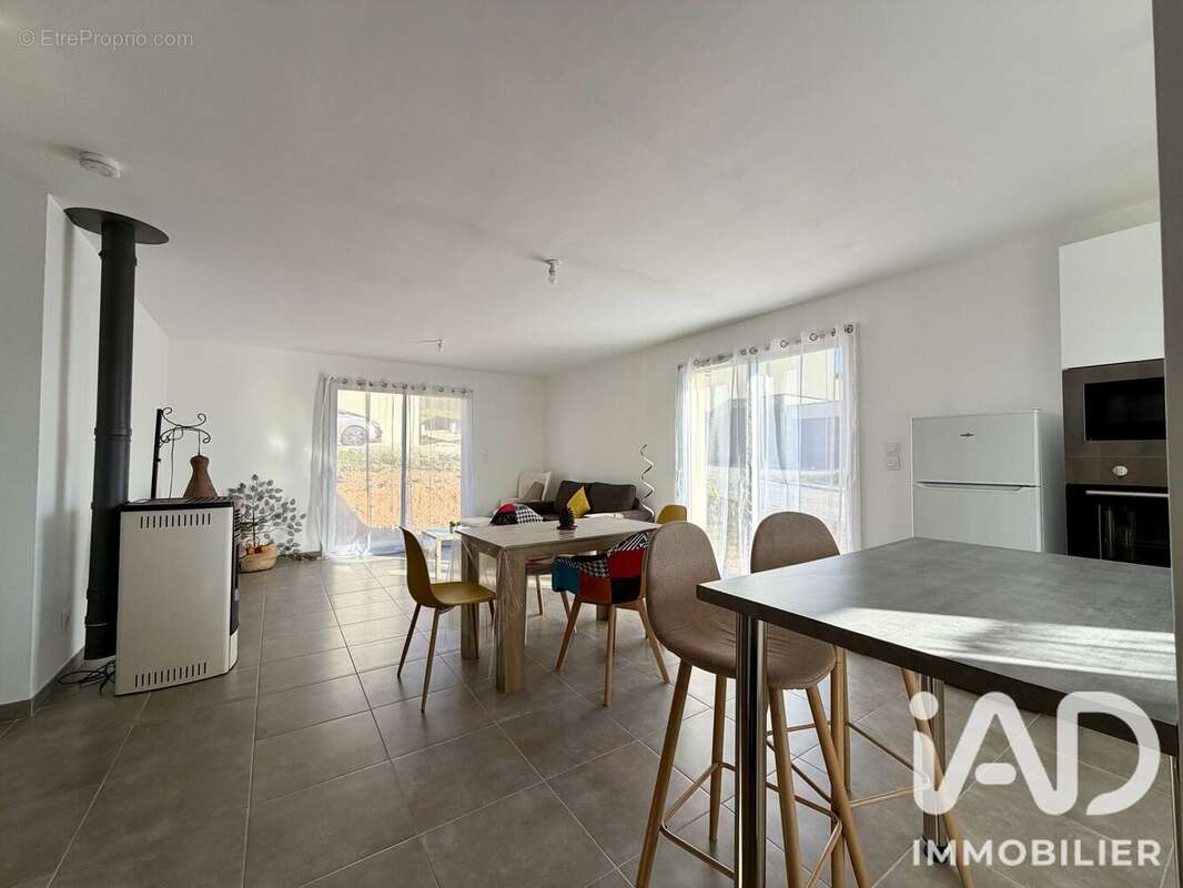Photo 3 - Maison à EMAGNY