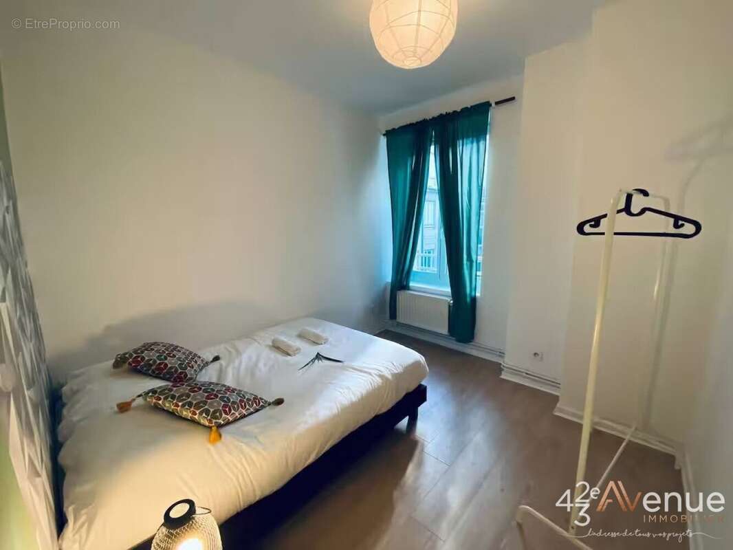 Appartement à SAINT-ETIENNE