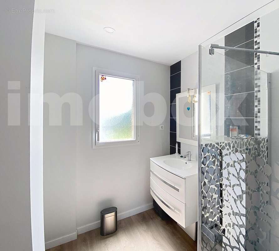 rayer-la-guseslerie_00009 - Maison à SAINT-HERBLON