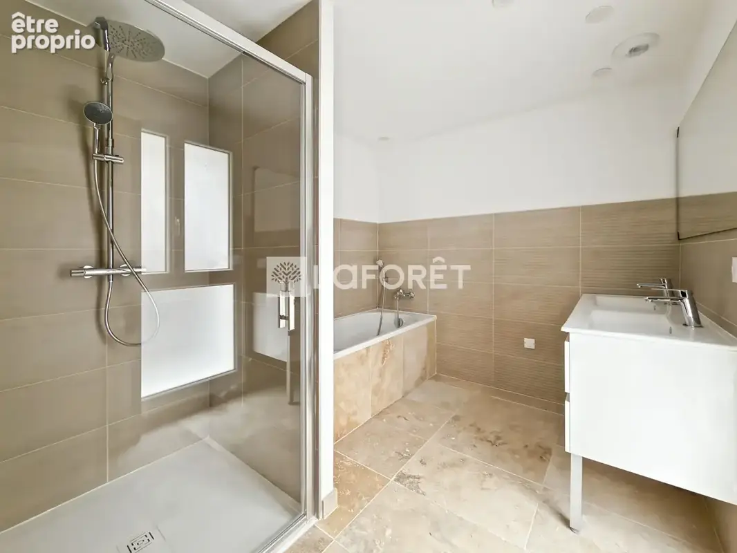 Maison entièrement rénovée Valence avec 4 chambres, terrasse plein sud et jardin - photo 7