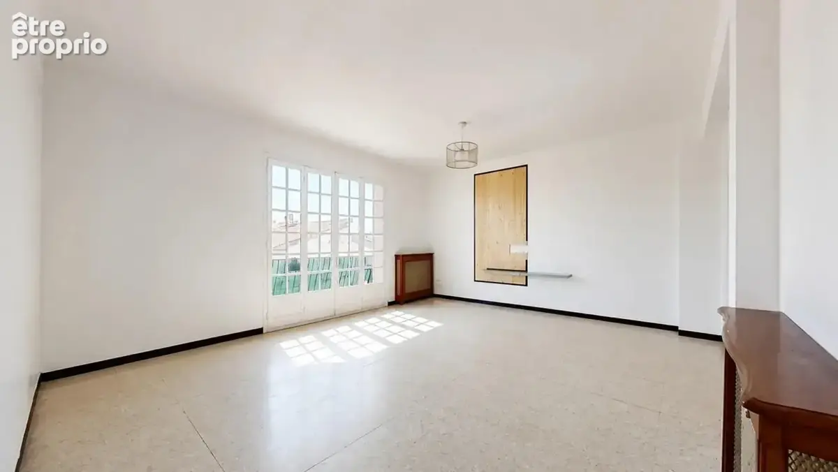 Appartement de 4 pièces de 96 m² à Perpignan - photo 2