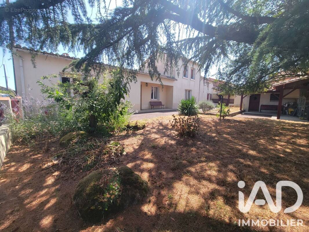 Photo 1 - Maison à REAUMUR