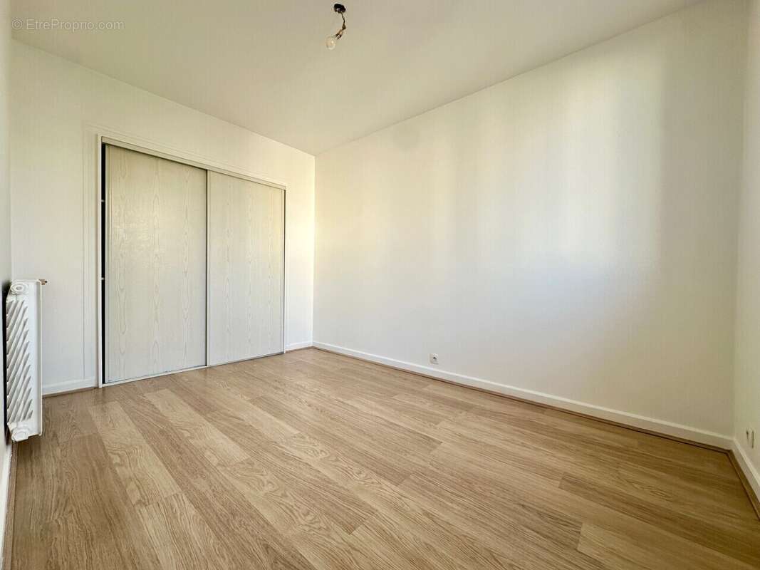 Appartement à ROMANS-SUR-ISERE