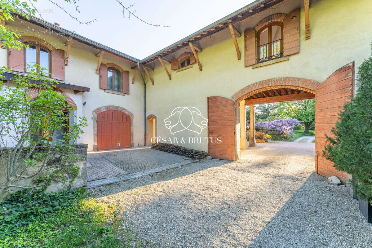 Appartement à VERNAISON