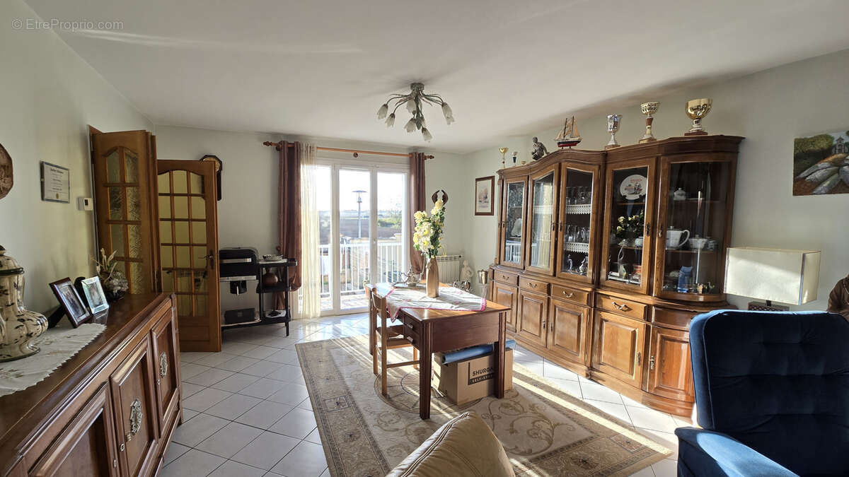 Maison à VILLEJUST