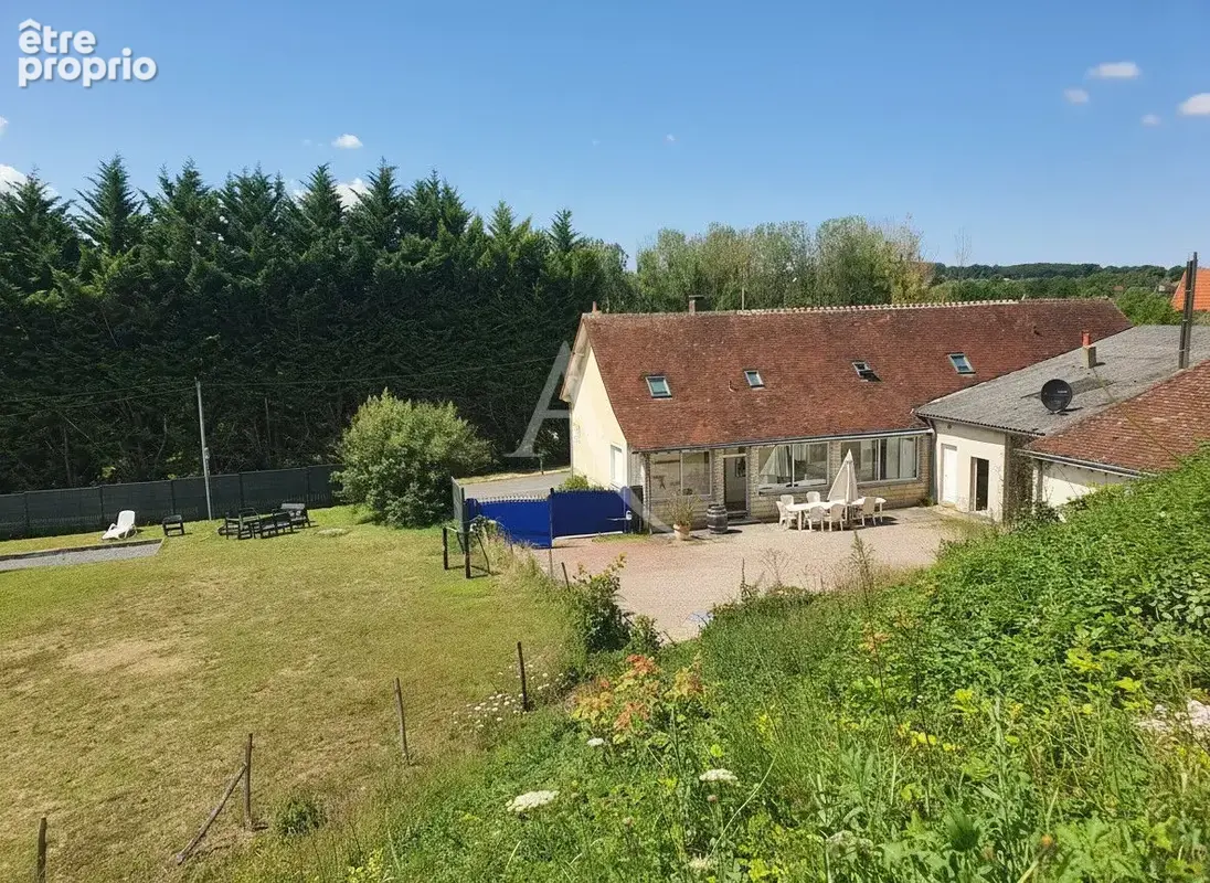 Photo Maison à Seigy au prix de 275 000€