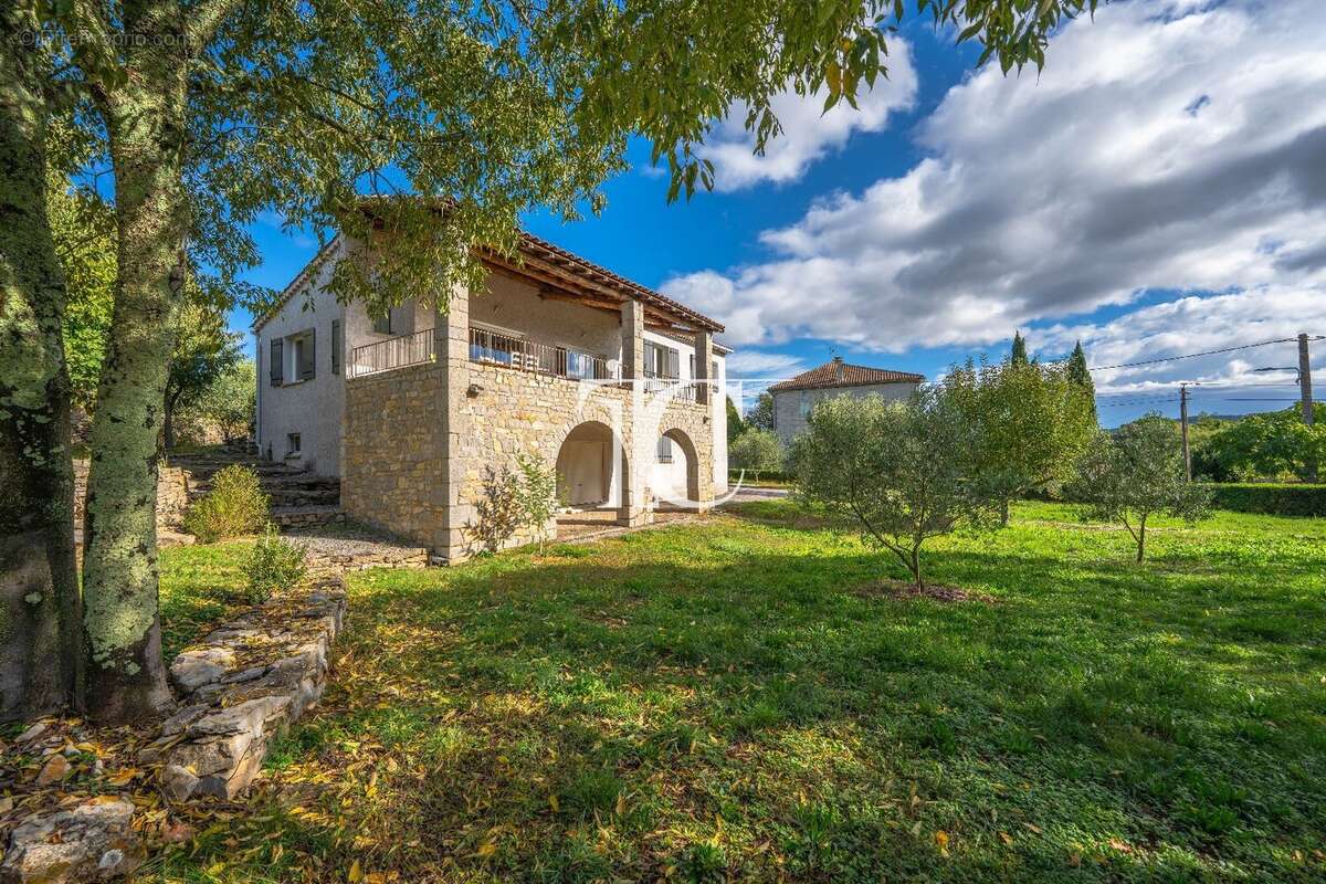 Maison à SAINT-ALBAN-AURIOLLES