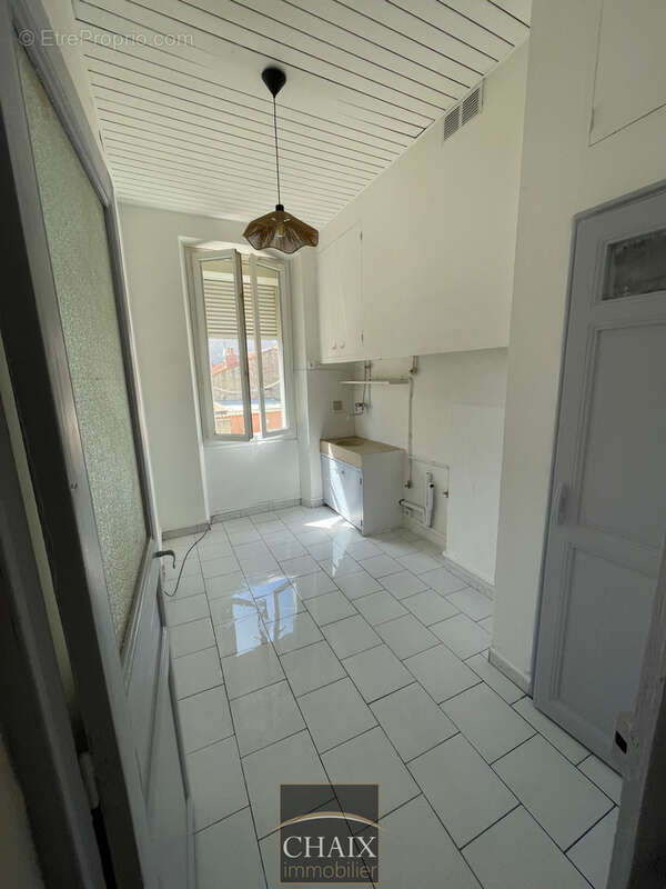 Appartement à MARSEILLE-5E