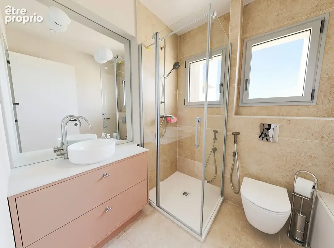 Location Aix proche centre LC Gestion vous propose un appartement de type 4/5 de 136m²  avec terrasse dans une résidence sécuris - photo 9