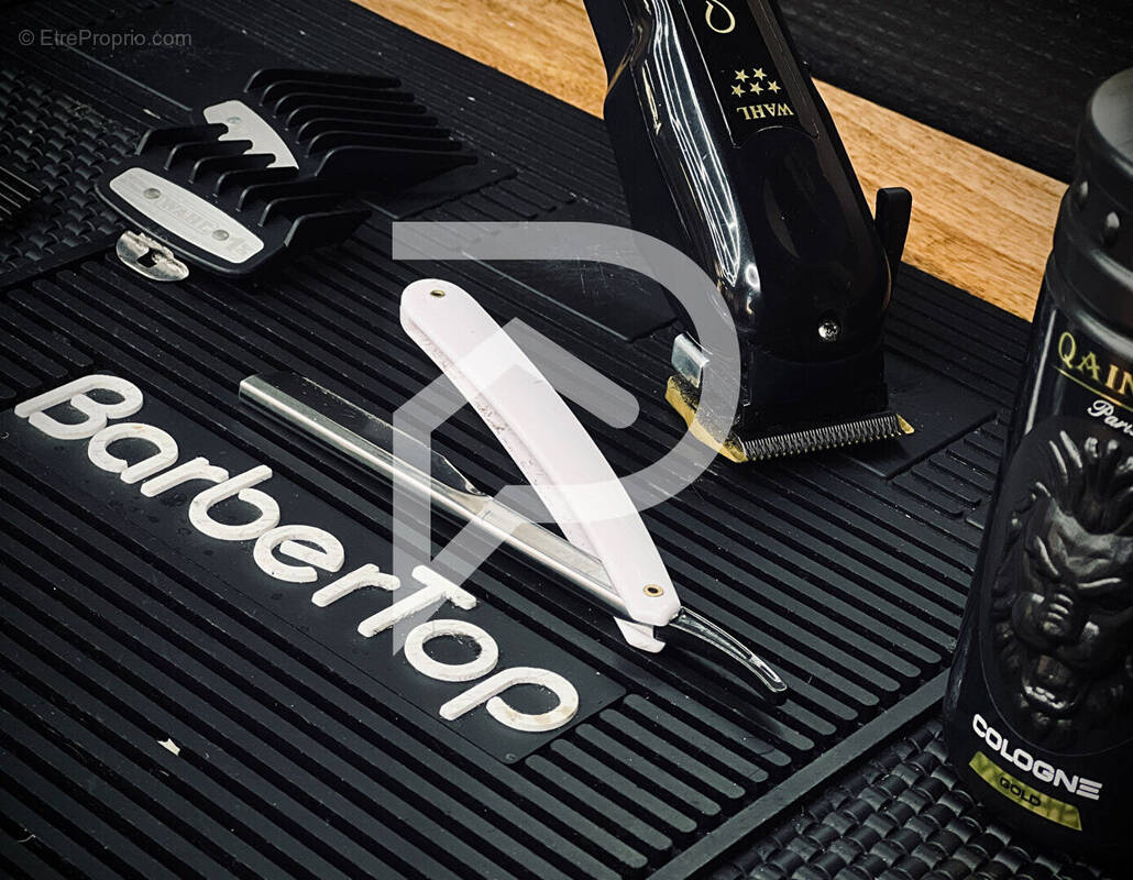 Commerce à VILLEFRANCHE-SUR-SAONE