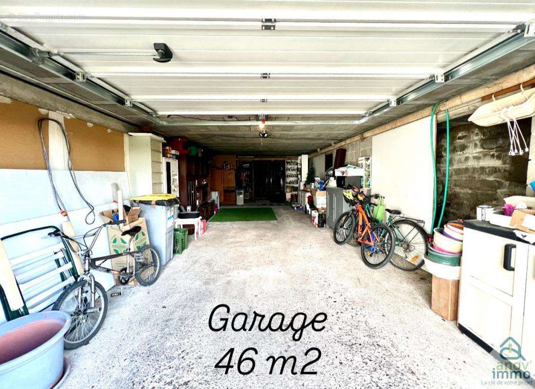 Maison à FONTAINE-LE-COMTE