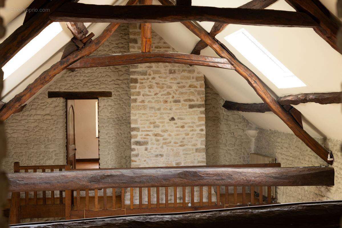 Maison à BUNO-BONNEVAUX