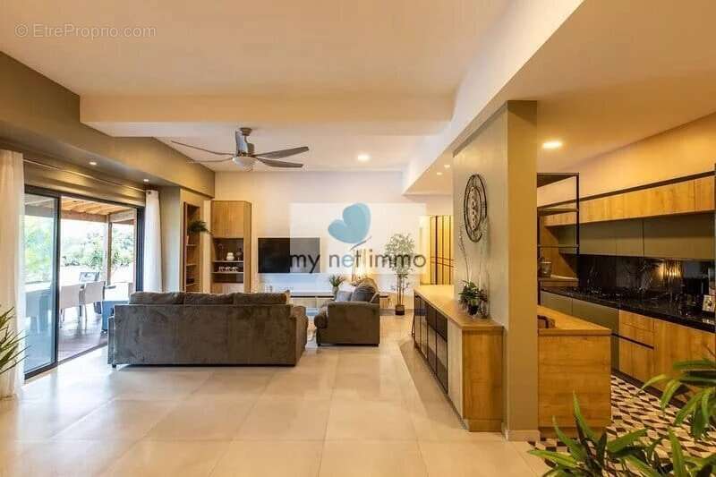 Maison à SAINT-MARTIN