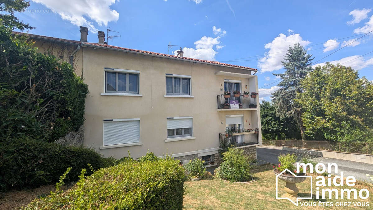Appartement à THIVIERS