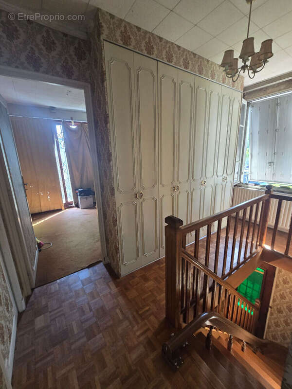 Maison à OZOIR-LA-FERRIERE