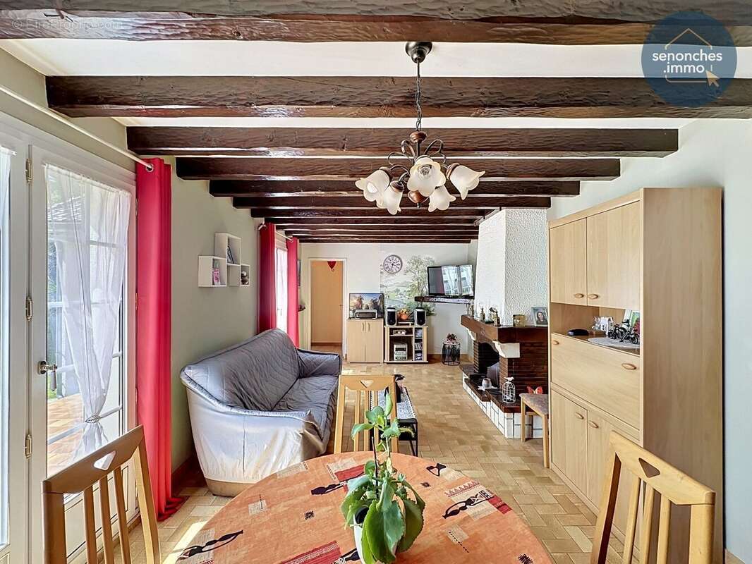 Maison à LE BOULLAY-THIERRY