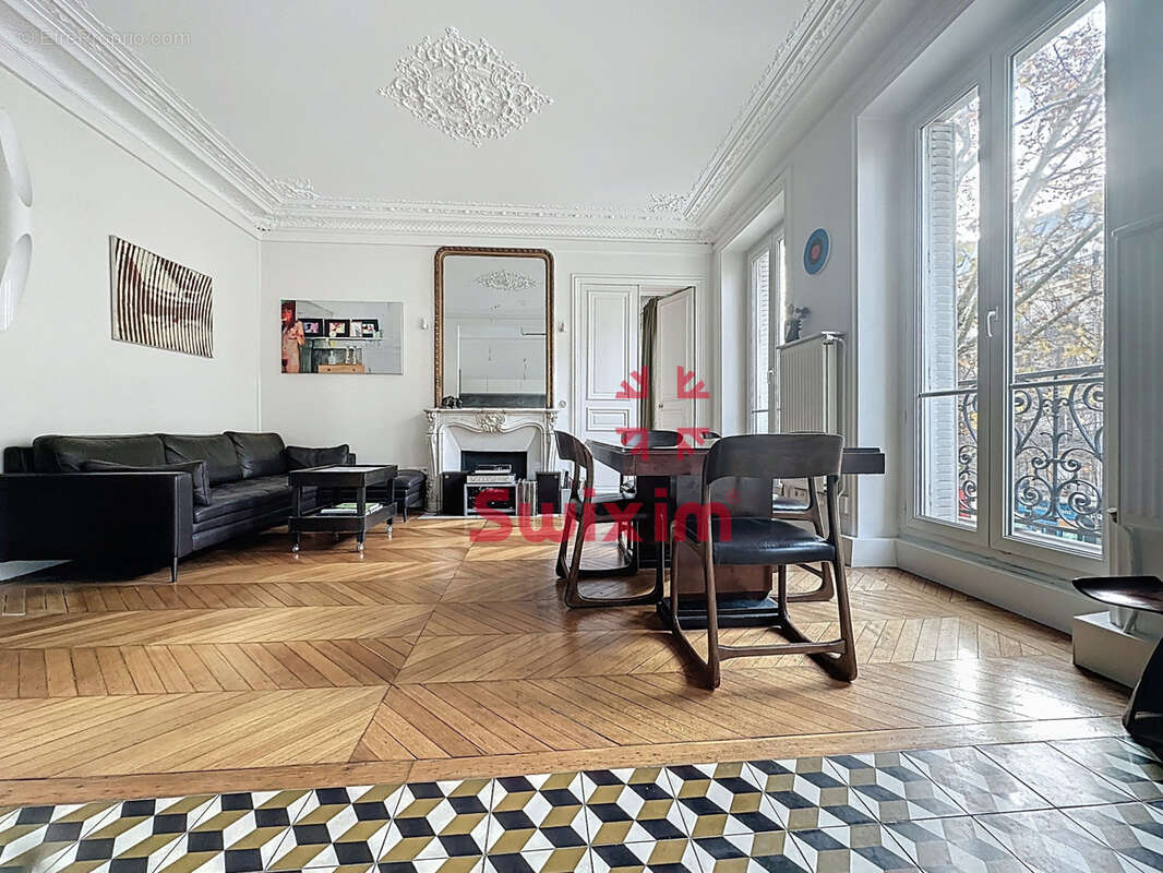 Appartement à PARIS-10E