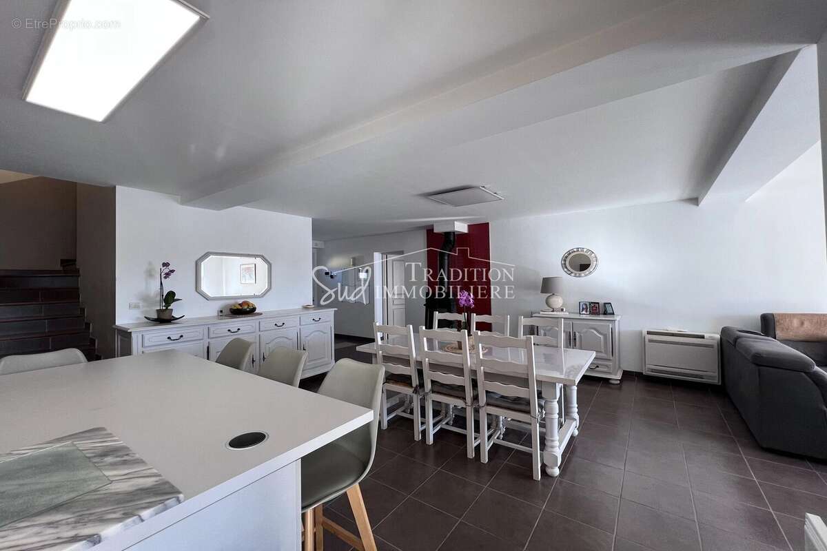 Maison à MAUSSANE-LES-ALPILLES