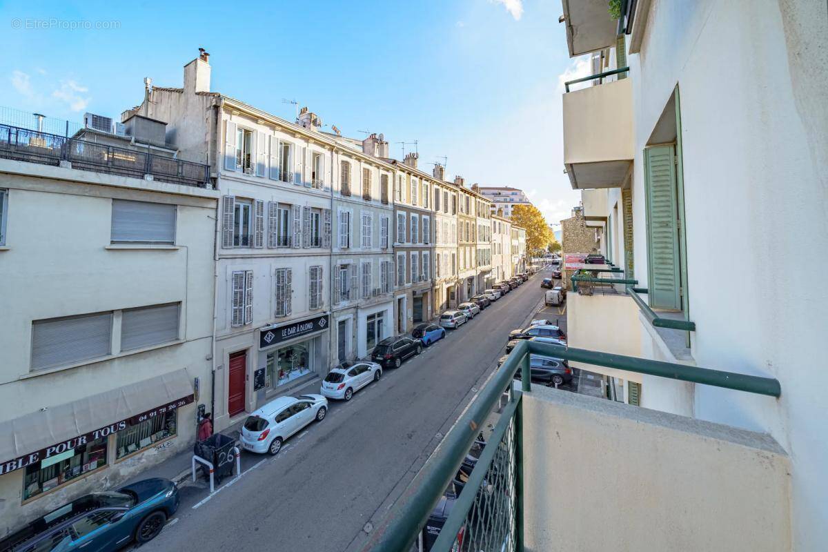 Appartement à MARSEILLE-8E